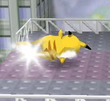 Archivo:Ataque Smash hacia abajo de Pikachu (2) SSB.png