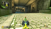 Bowser Jr./Bowsy con una Cáscara de plátano/Monda de plátano en Mario Kart 8 Deluxe.