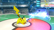 Pikachu usando Rayo/Rayo Eléctrico en Super Smash Bros. for Wii U.