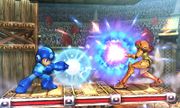 Mega Man y Samus cargando sus respectivos cañones en el Coliseo de Regna Ferox.