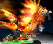 Puño Falcon/Gancho de fuego en Super Smash Bros. Melee.