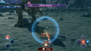 Mythra realizando un Cambio de Blade automático durante un combate en Xenoblade Chronicles 2.