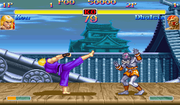Ken usando Oosoto Mawashi Geri en Super Street Fighter 2 Turbo.