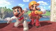 Mario mostrando sus trajes alternativos en Castillo de Peach (Melee).