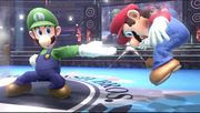Mario recibiendo el Ataque Smash lateral de Luigi.