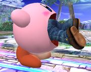 Kirby tragándose a Mario en Super Smash Bros. Brawl.