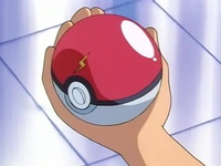 Archivo:EP001 Poké Ball de Pikachu.png