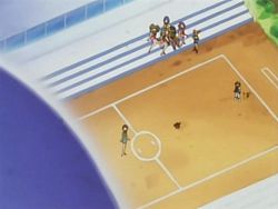 Campo de batalla del Gimnasio de Azulona en el anime