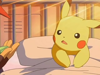 Archivo:EP543 Pikachu en la cama del centro Pokémon.png