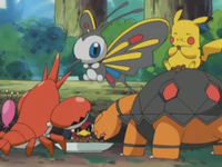Archivo:EP342 Pokémon de Ash y May comiendo.png