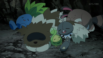 Archivo:EP924 Pokémon del bosque dormidos.png