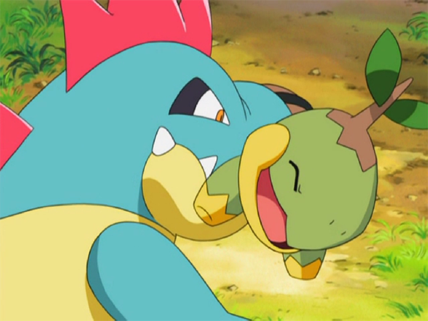 Croconaw usando mordisco.