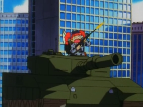 Archivo:EP019 Nastina en un tanque y con armas de fuego.png