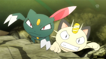 Archivo:EP894 Sneasel y Meowth.png