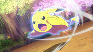 Pikachu de Ash usando ataque rápido en la P20.
