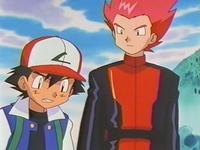 Lance junto a Ash en la serie Oro y Plata.