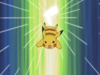 Pikachu usando cola de hierro.