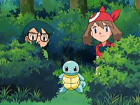 Archivo:EP416 May-Aura, Max y Squirtle.png