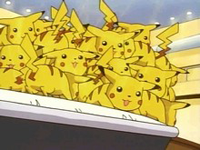 Archivo:EP002 Varios Pikachu del Centro Pokémon.png