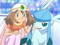 Archivo:EP548 May y Glaceon.png