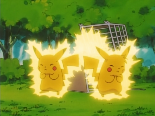 Archivo:EP082 Pikachu de Ash y Richie usando impactrueno.png