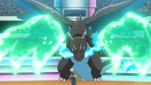 Mega-Charizard X usando garra dragón.