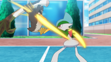 Gallade de Rinto/Risto usando a bocajarro.