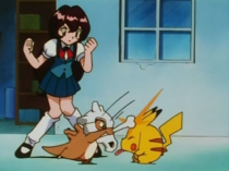 Cubone de Giselle usando golpe hueso/hueso palo.