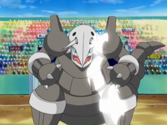 Aggron usando fortaleza.