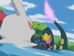Seviper usando Cola Venenosa/Cola Veneno.