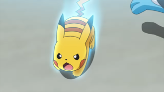 Pikachu usando ataque rápido.