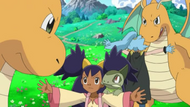 Iris deteniendo la pelea entre su Dragonite y la de Clair/Débora (anime).