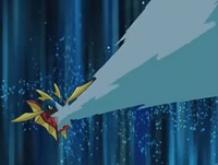 Carvanha usando hidrobomba.