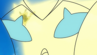 Pikachu de Ash usando rayo en un flashback del EP1004.