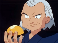 Kurt/César con la Pokébola GS/GS Ball.