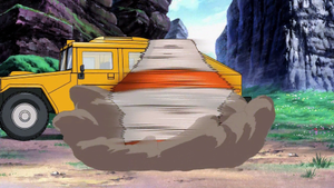 Un Regirock usando Excavar en la P08.