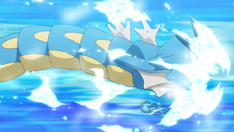 Gyarados del Equipo Rocket/Team Rocket usando Colmillo de Hielo/Colmillo Hielo.
