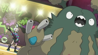 Garbodor junto a Roxie/Hiedra.