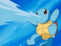 Squirtle usando Chorro de Agua/Pistola Agua.