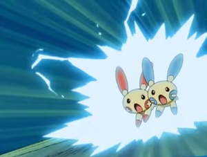 Plusle y Minun de Thatcher usando Chispa.