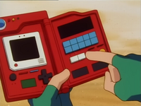 Se habla de poder intercambiar a los Pokémon con un botón de la Pokédex cuando solo se podría hacer desde una maquina transportadora en el centro Pokémon.
