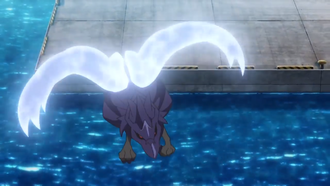 Corviknight de un entrenador usando ala de acero.