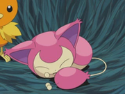 EP323 Skitty enferma.png