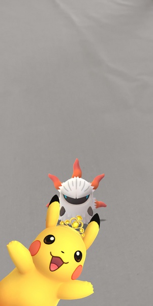 Archivo:Pikachu con corona de pirita en la instantánea.jpg