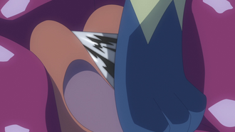 Lucario variocolor de Rod usando garra de metal/Garra Metal.