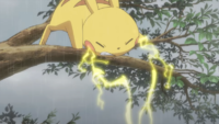 Pikachu de Rojo usando impactrueno.