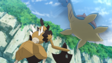 Lapras de Lucius usando golpe cuerpo.