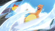 Charizard de Friede usando tajo aéreo.