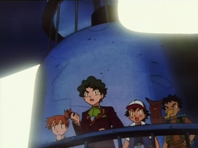 En la escena donde aparece el Dragonite gigante, Pikachu se ve de un color café oscuro. Esto debe ser debido a las sombras, ya que a Brock también se le ve oscuro.