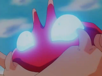 Krabby de Ash usando malicioso.